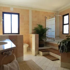 Moments Bed & Breakfast Portimão